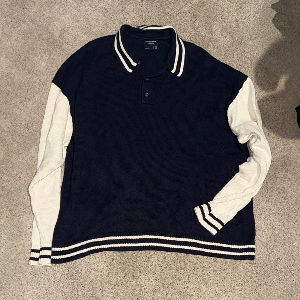 Abercrombie & Fitch Oversized Navy Cream Knit Collared Sweater